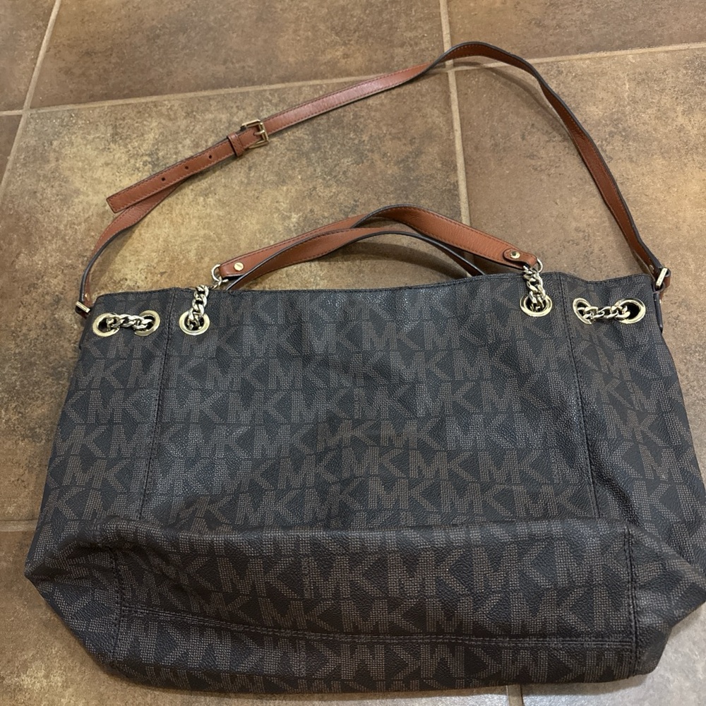 Michael Kors Black and Tan Shoulder Bag